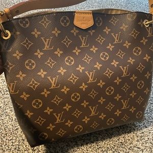 Louis Vuitton graceful pm